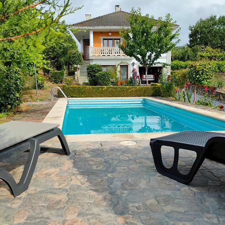 Villa Con Piscina En Panton Ribeira Sacra Galicia Ideal Para Familias Buitenkant foto