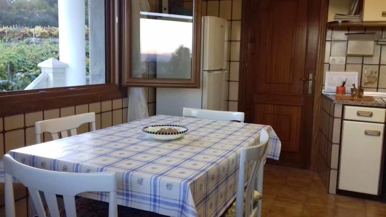 Villa Con Piscina En Panton Ribeira Sacra Galicia Ideal Para Familias Buitenkant foto