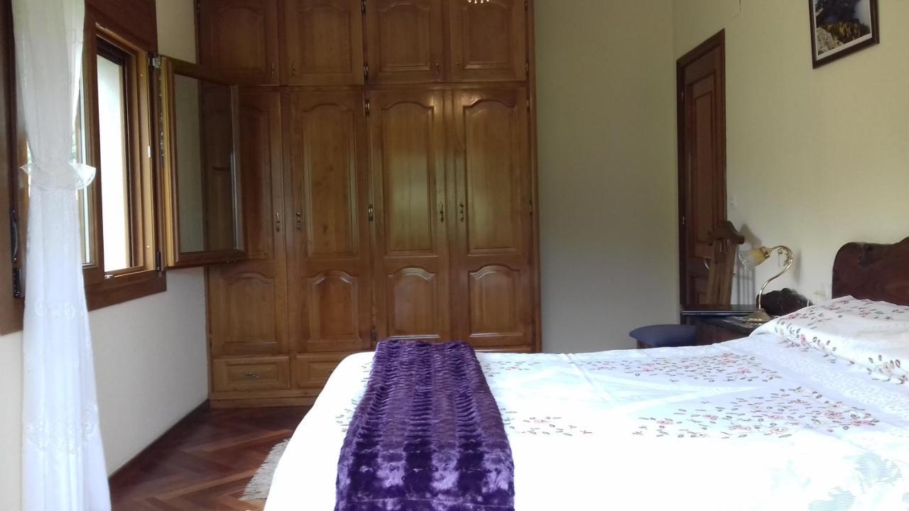 Villa Con Piscina En Panton Ribeira Sacra Galicia Ideal Para Familias Buitenkant foto